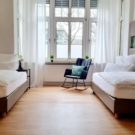 135m²-apartment I Max. 8 Gaeste I Zentral I Kueche I Balkon I Parken I Wlan *